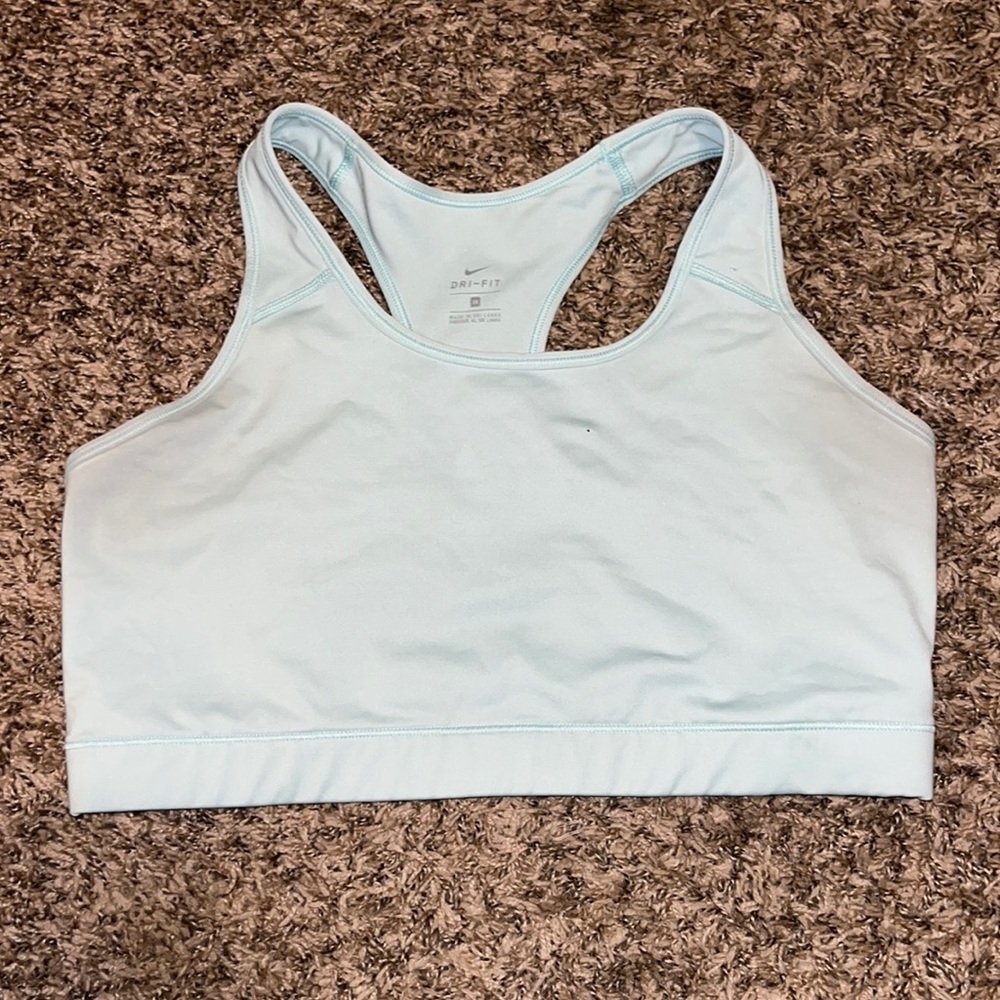 sports bra